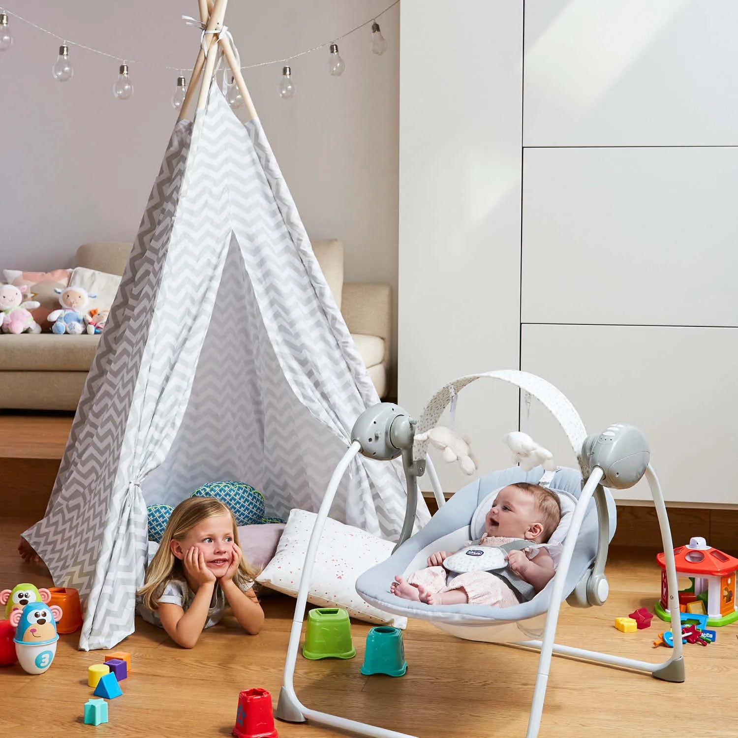 Chicco Relax & Play (NEW)
