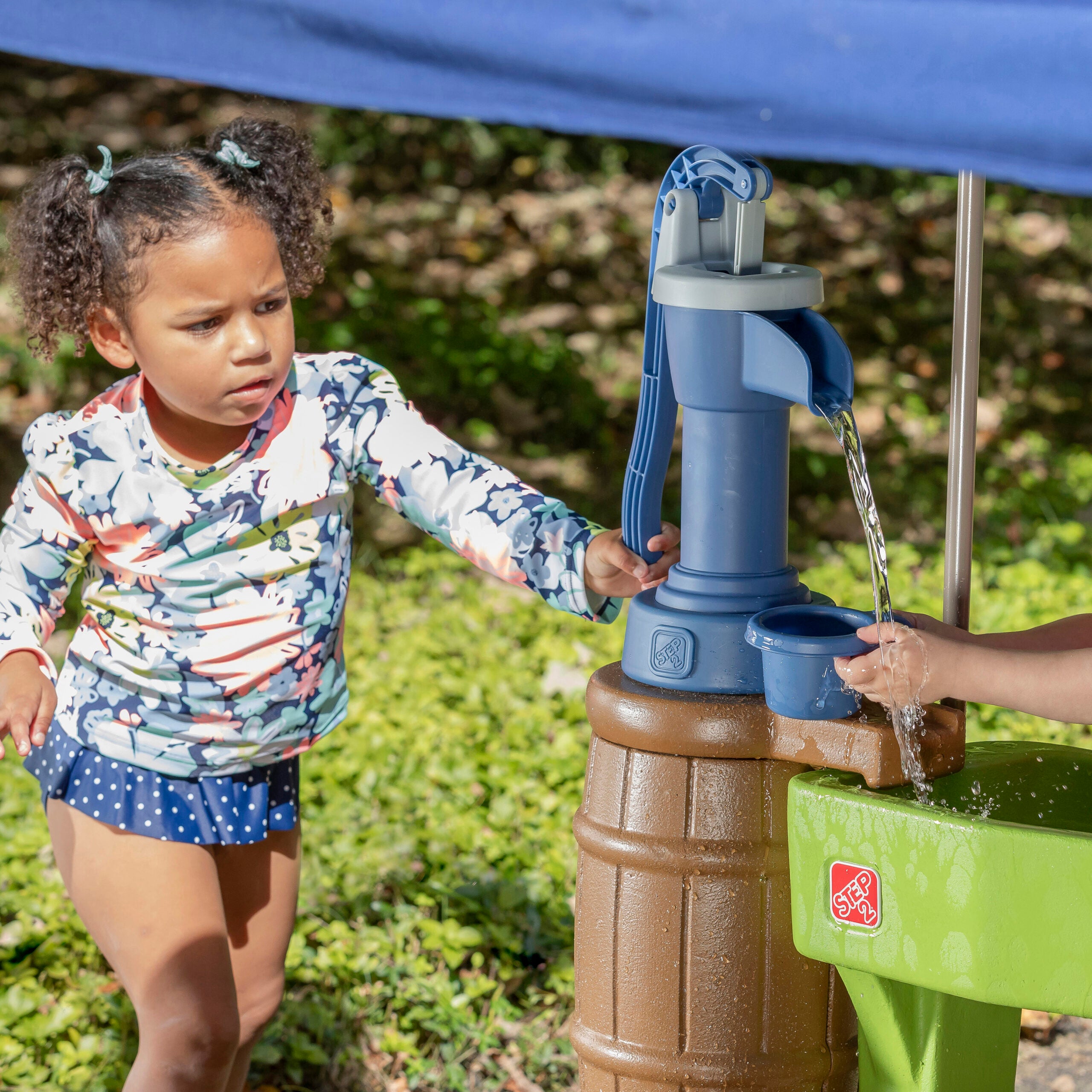 Step2 Pump & Splash Shady Oasis™