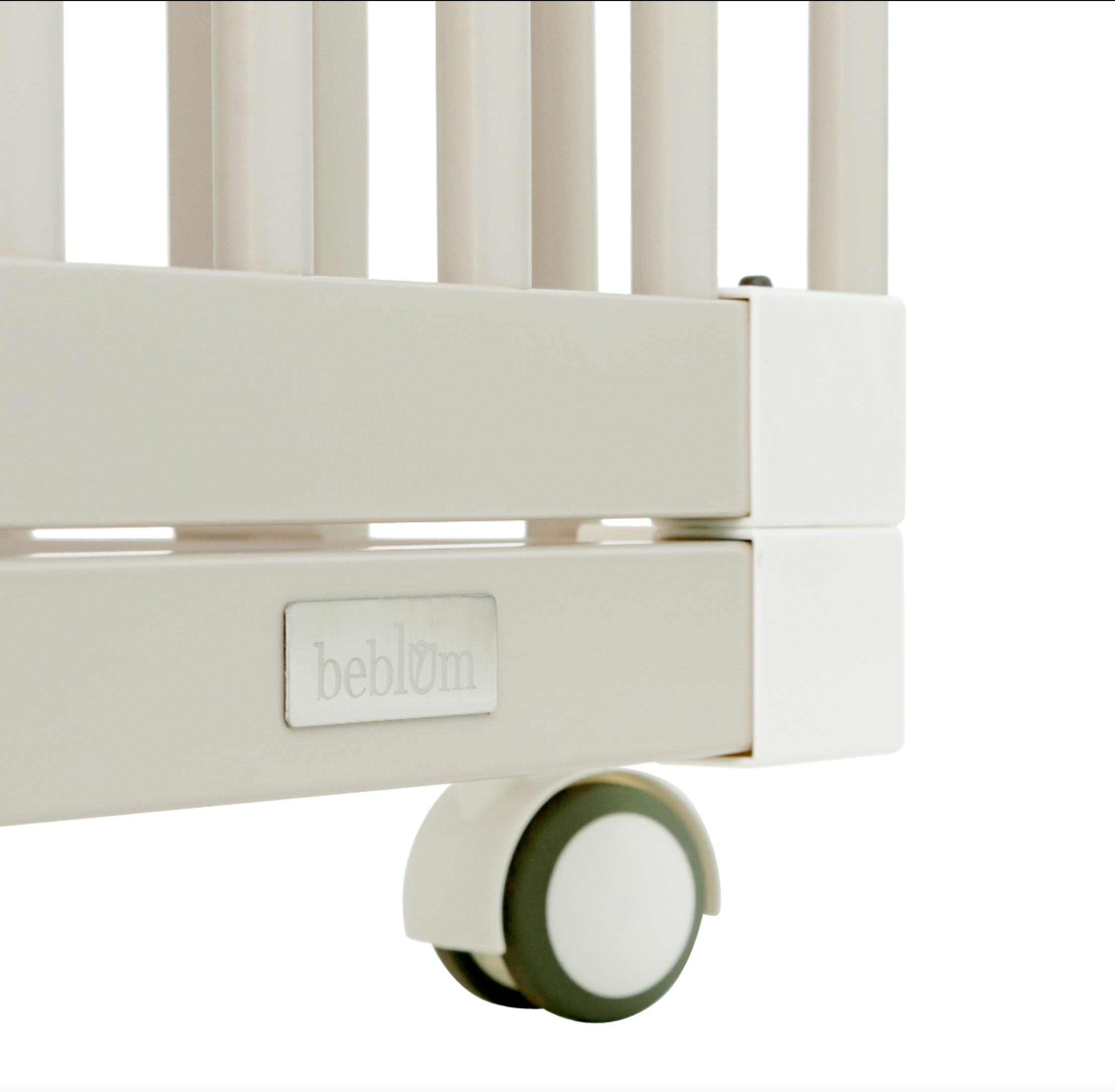 Beblum Starling Cot (w/ bundle items)