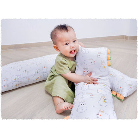 Cho Snuggy Buddy Pillow: Momo Bunny