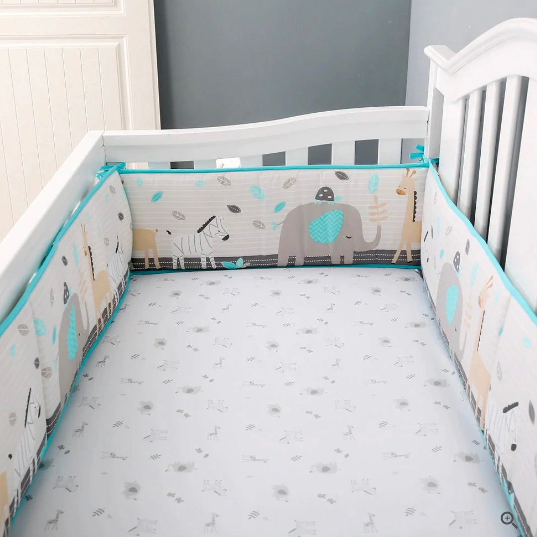 Palette Box 8-Pieces Bedding Set – Grey Party Zoo