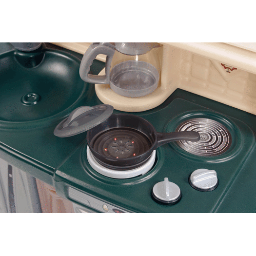Step2 LifeStyle™ New Traditions Kitchen