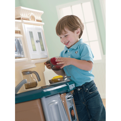 Step2 LifeStyle™ New Traditions Kitchen