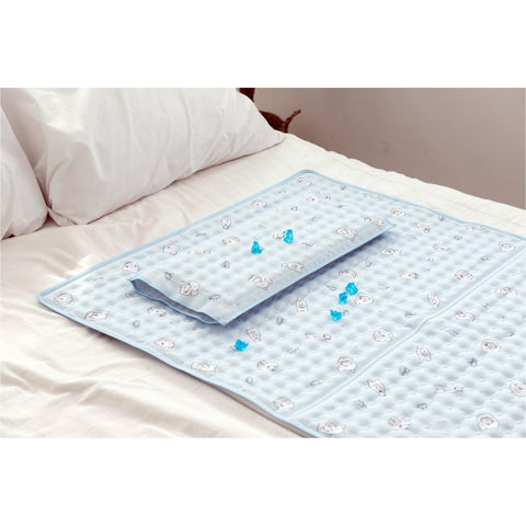 Hi Jell-O Cool Mat - Polar Bear Blue | Little Baby.
