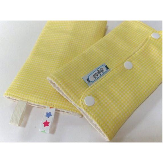 Jinglebib Drool Pad - Yellow | Little Baby.