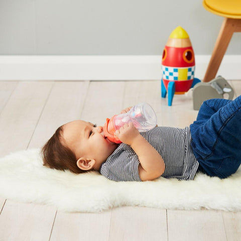 B.Box Sippy Cup (Lemon) - The Classic Old Straw | Little Baby.