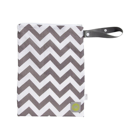 Itzy Ritzy Travel Happens™ Sealed Wet Bag with Handle - C.GREY CHEVRON | Little Baby.
