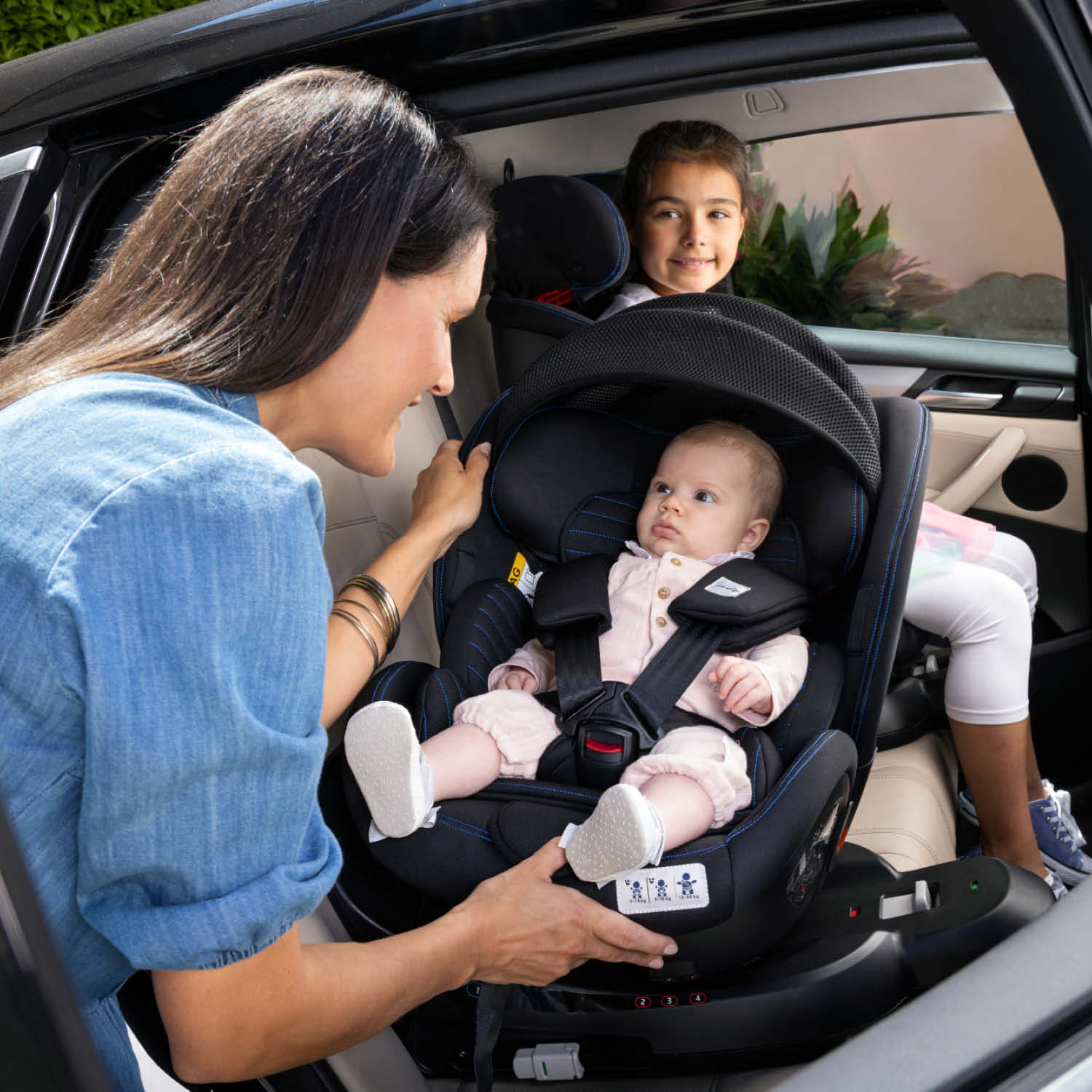 Chicco OneSeat Air All-in-One Car Seat Blue Black 04087022870000