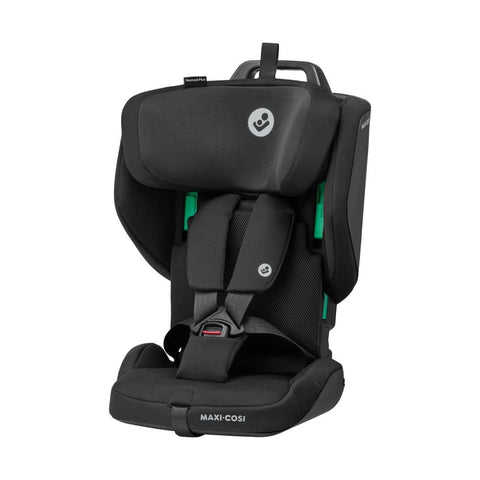 Compact child car seat clearance