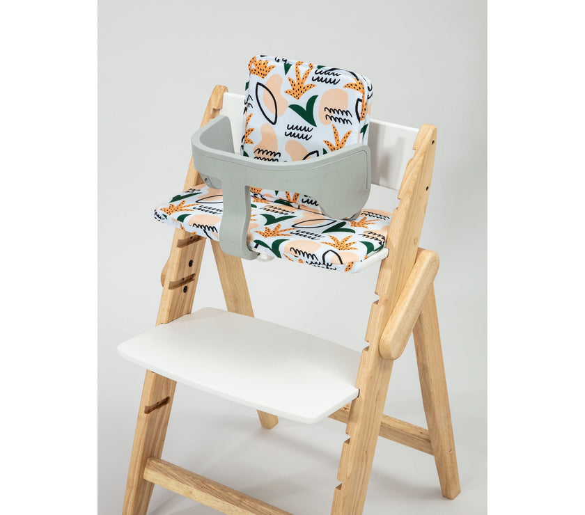 MOJI- STANDARD CUSHION- Botanical