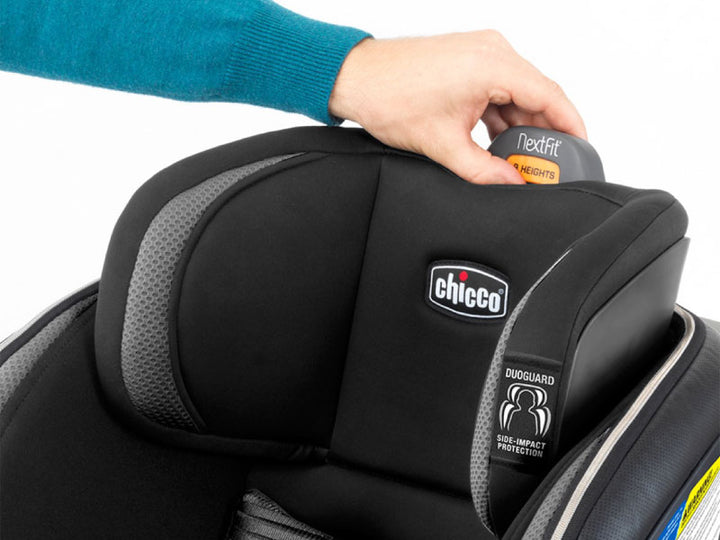Chicco NextFit Max Zip Air Car Seat 05079671460070