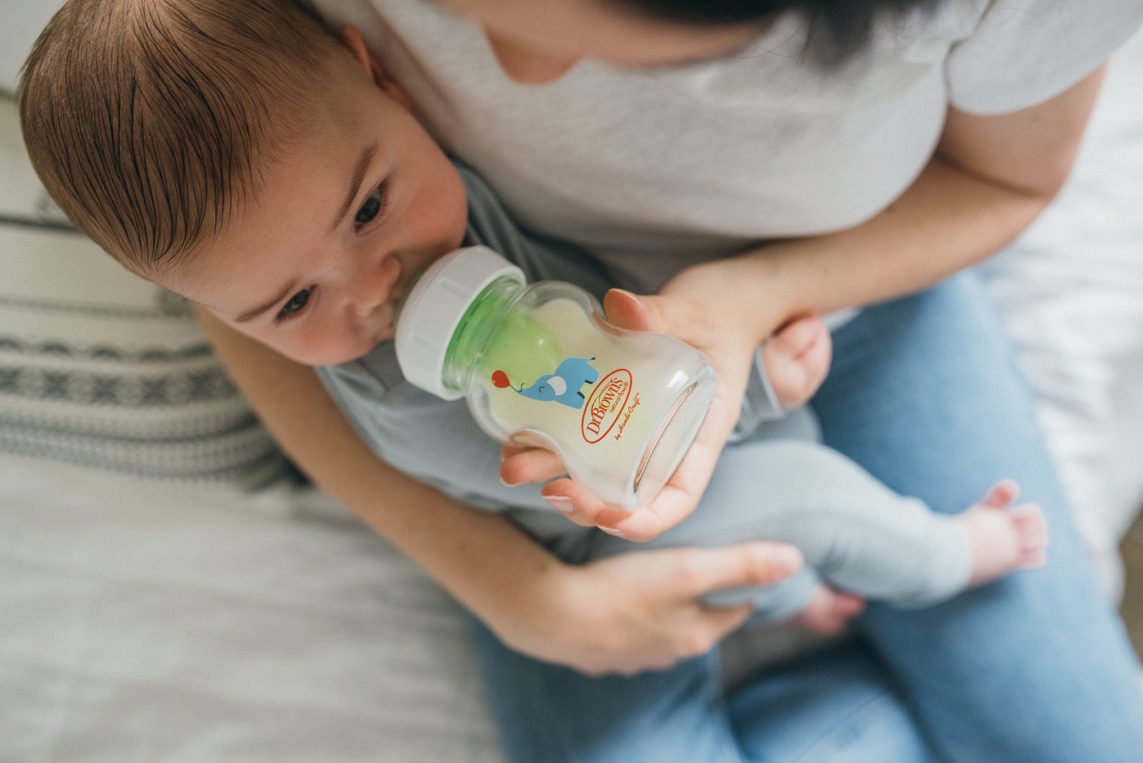 https://babyboo.sg/cdn/shop/products/WB51621-CH_Lifestyle_1600x.jpg?v=1675154925