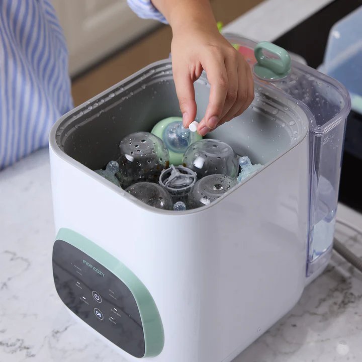 https://cdn.shopify.com/s/files/1/0659/5860/9120/files/WashingBlockforMomcozyBottleWasher_3_be9ae581-5dde-434f-b9ec-65fef510a958.jpg?v=1768275374