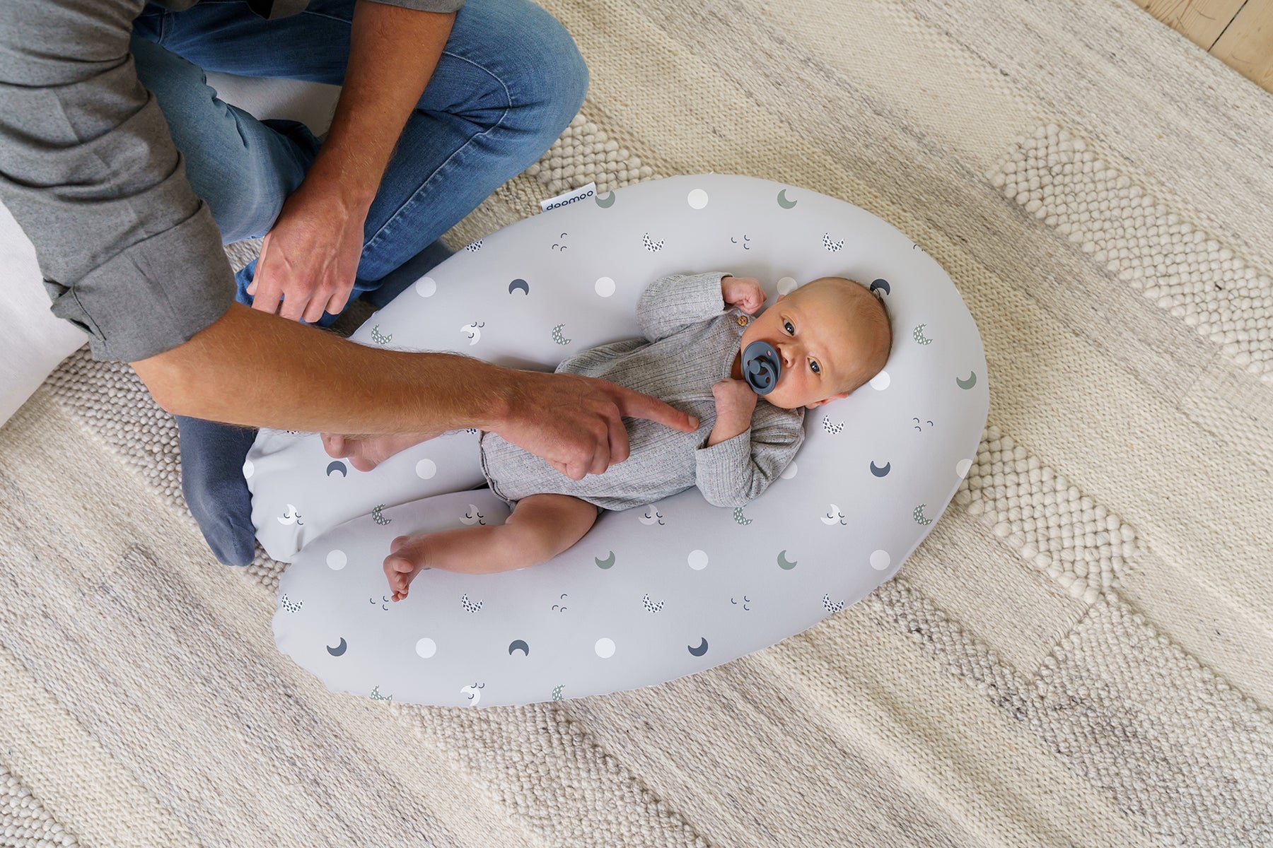 Doomoo Buddy: Organic Cotton Multi-functional Cushion (Sleeping, Nursing, Lounging)