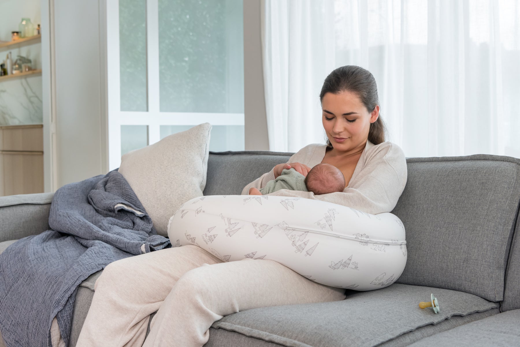 Doomoo Buddy: Organic Cotton Multi-functional Cushion (Sleeping, Nursing, Lounging)