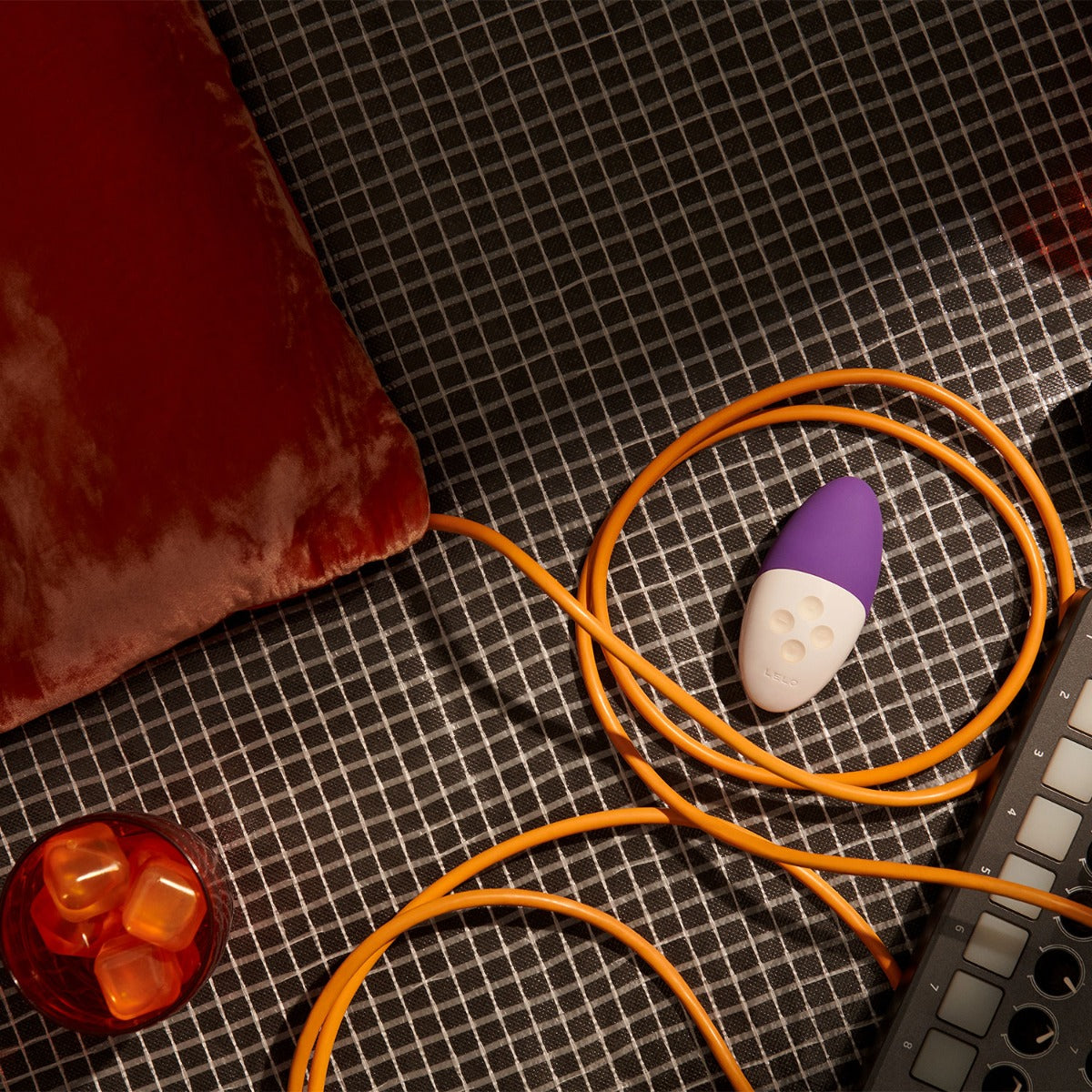 [PREORDER] Lelo - Siri 3 Sound-Activated Clitoral Vibrator