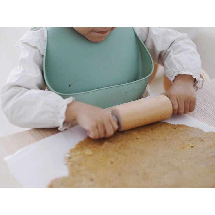 Beaba Set-of-2 Silicone Bibs (Assorted Colours)