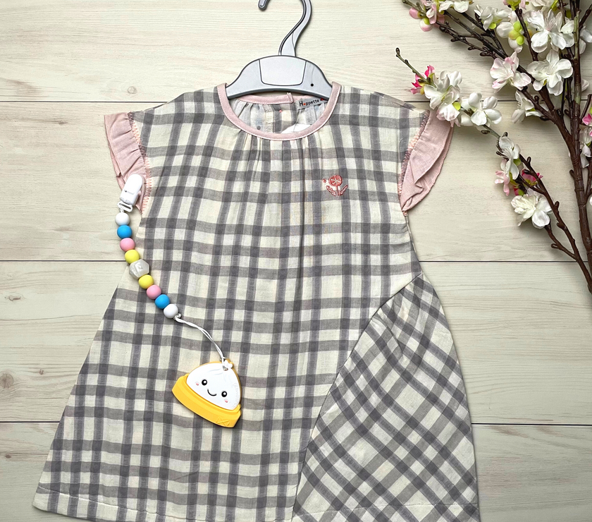 Hoppetta Checker One Piece - Gray 90 cm | Little Baby.
