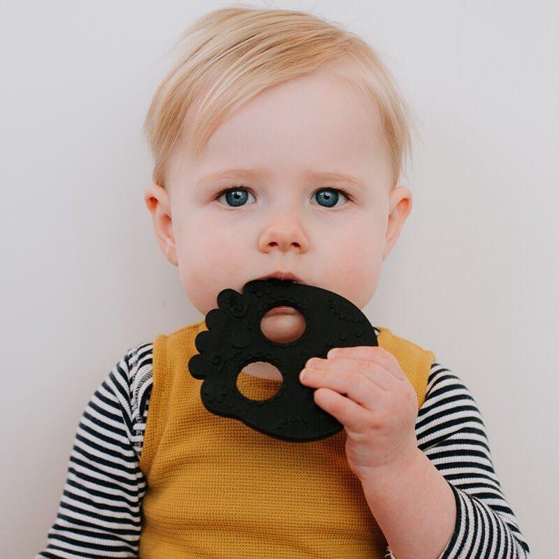 Helles Teeth Sugar Skull Teether (Black) | Little Baby.