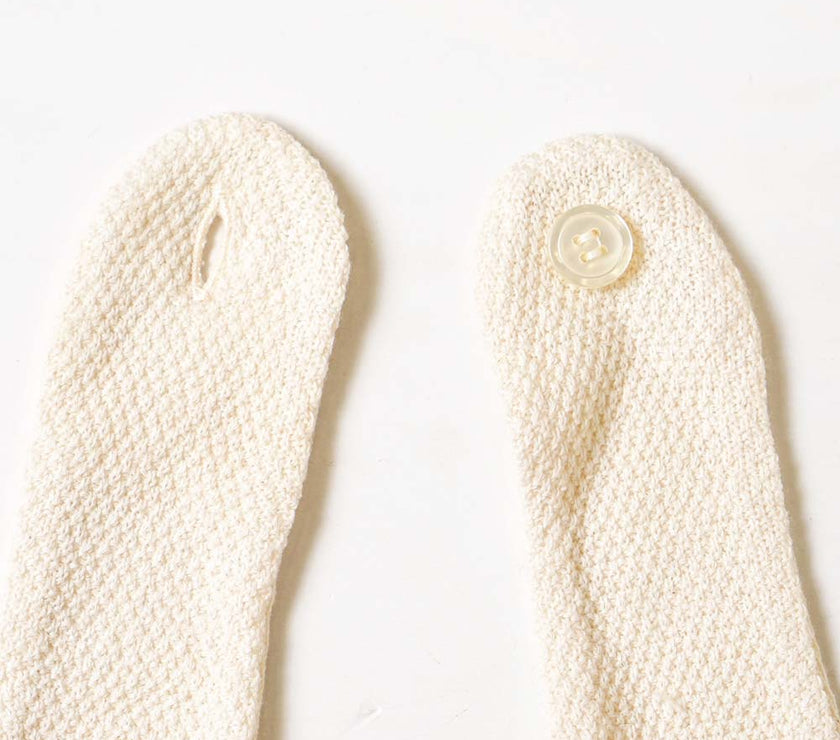 Hoppetta Knit Bib - Hedgehog | Little Baby.