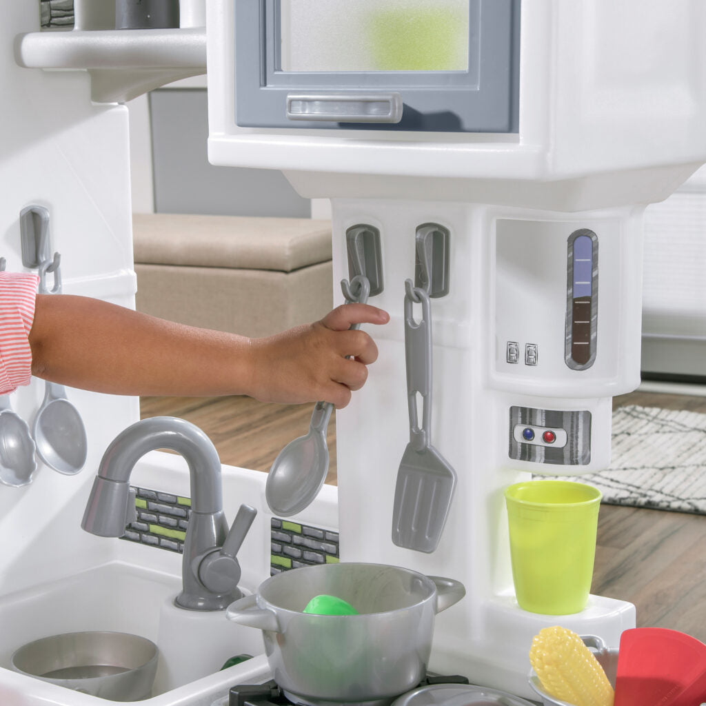 Step2 Downtown Delights Kitchen™-4