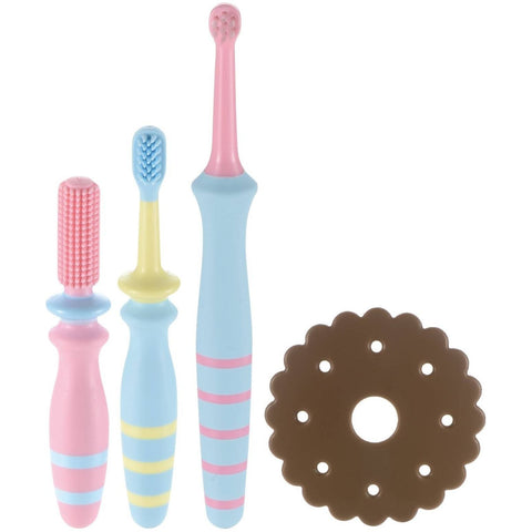 Richell Baby Toothbrush Two Set 6 month