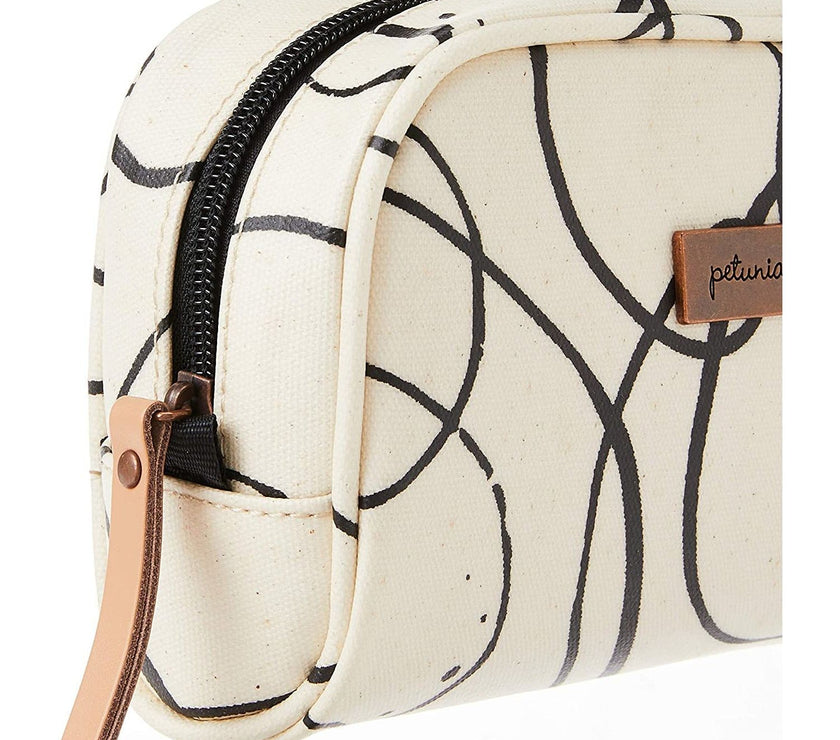 Petunia Pickle Bottom Powder Room Case: Doodle | Little Baby.