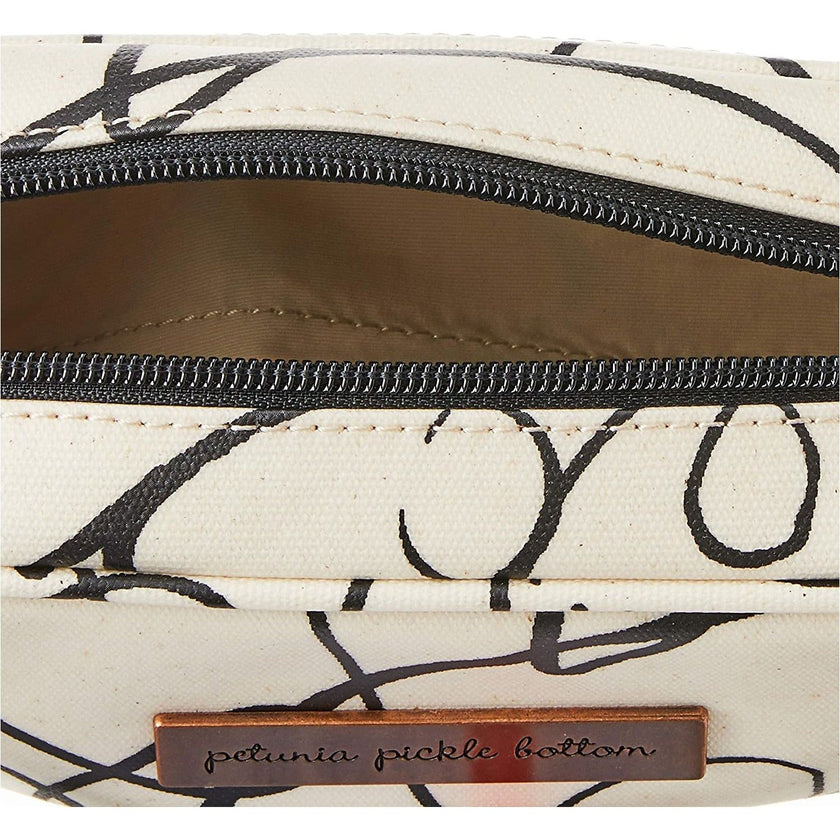 Petunia Pickle Bottom Powder Room Case: Doodle | Little Baby.