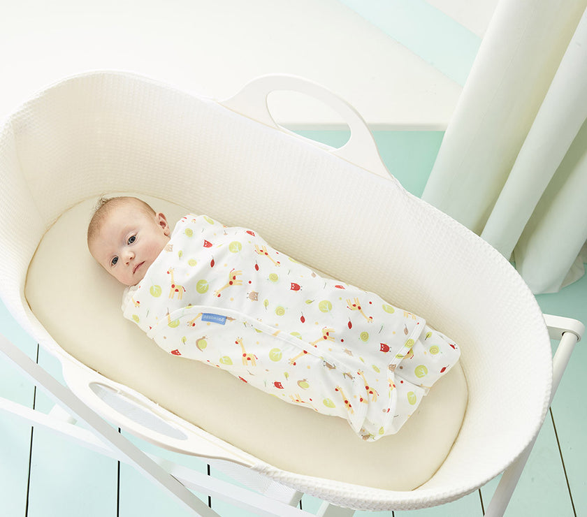 Gro Swaddle - Giraffe | Little Baby.