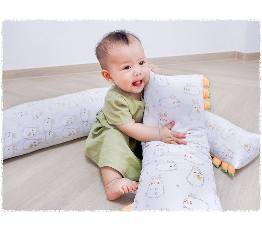 Cho Snuggy Buddy Pillow: Momo Bunny
