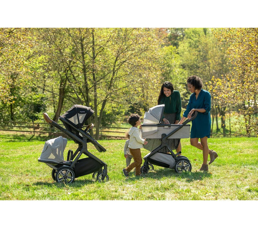 Nuna DEMI Grow 2023 - Caviar