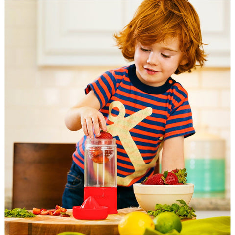 Munchkin Miracle® 360° Fruit Infuser Cup | Little Baby.