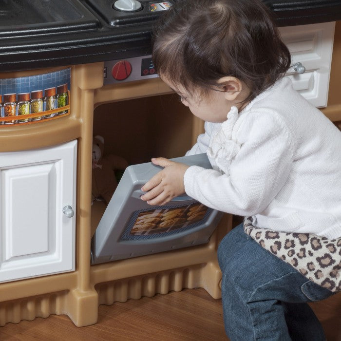 Step 2 Lifestyle Custom Kitchen™ | Little Baby.