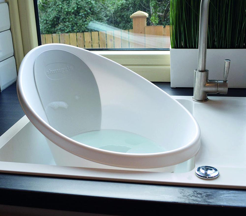 The Shnuggle Baby Bath - Pink (With Plug) | Little Baby.