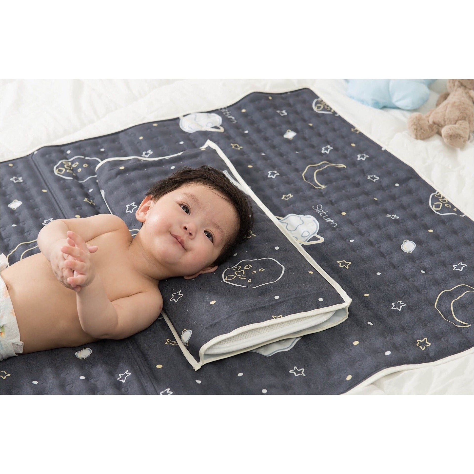 Hi Jell-O Cool Mat - Deep Space | Little Baby.