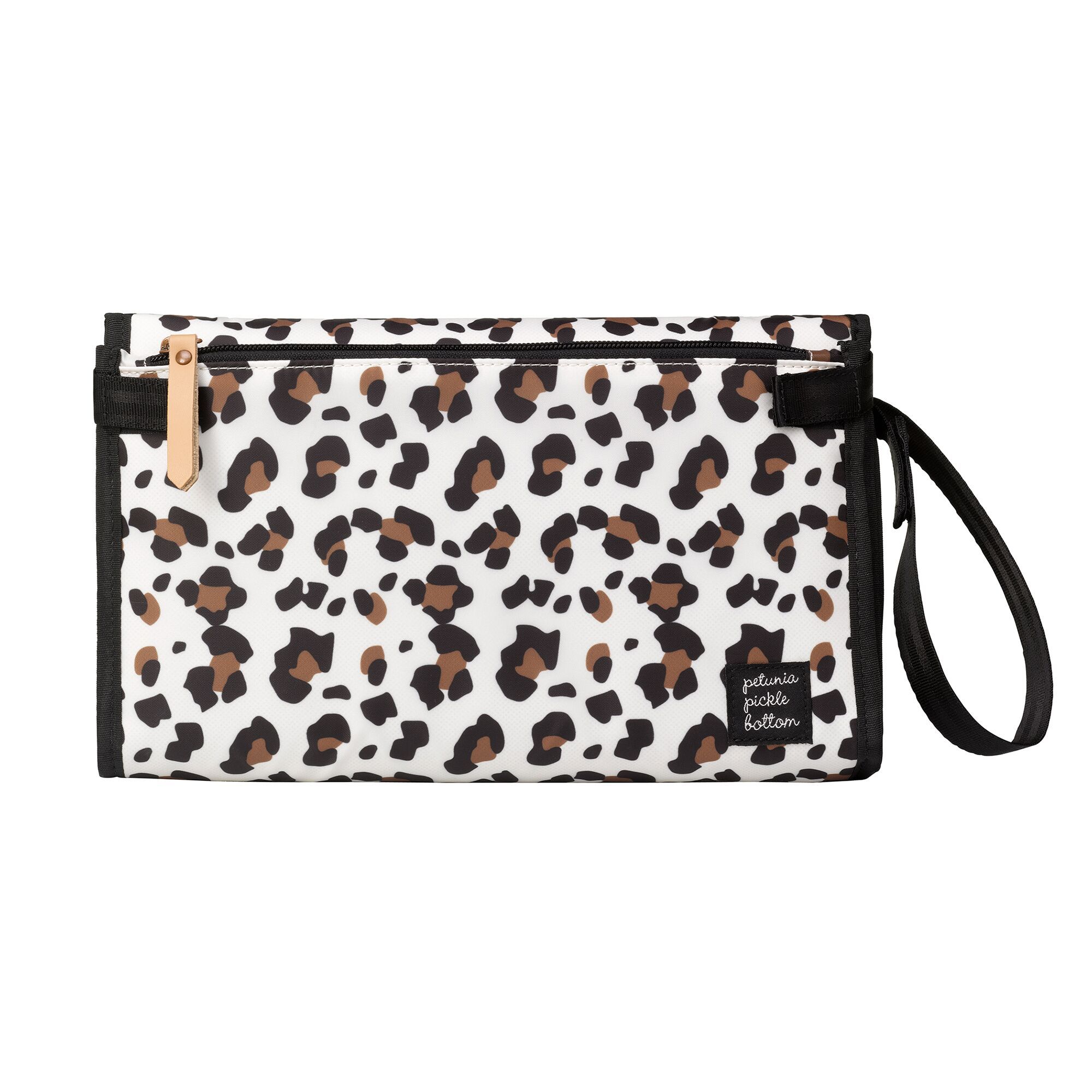 Petunia Pickle Bottom Nimble Changer Clutch: Leopard | Little Baby.