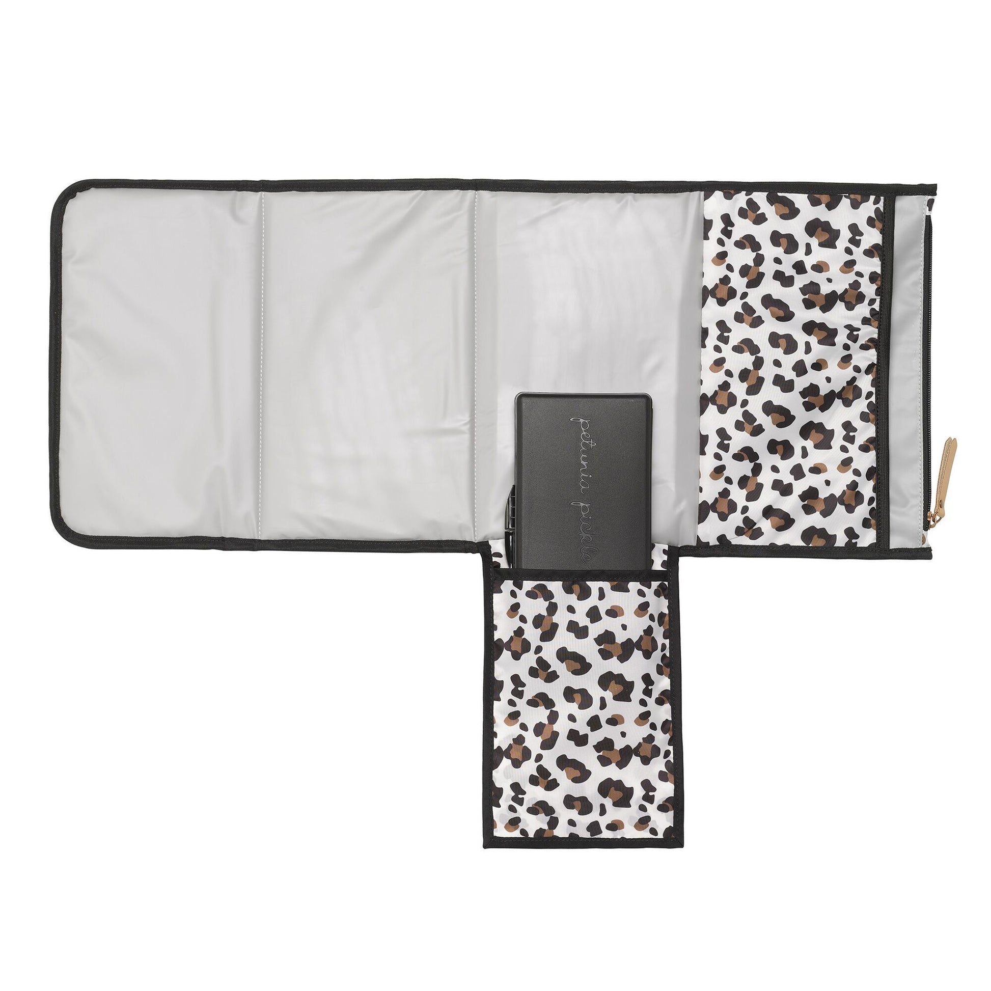 Petunia Pickle Bottom Nimble Changer Clutch: Leopard | Little Baby.