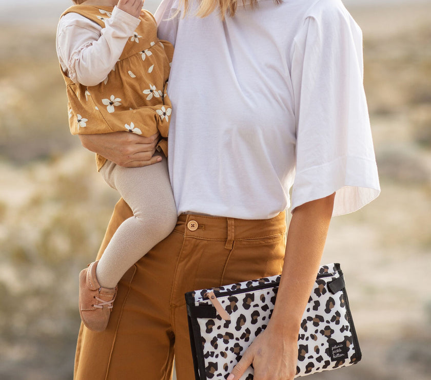 Petunia Pickle Bottom Nimble Changer Clutch: Leopard | Little Baby.