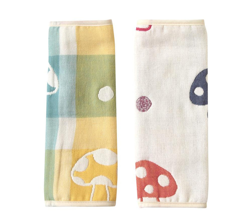 Hoppetta Champignon 6-fold Gauze Drool Pad Long | Little Baby.