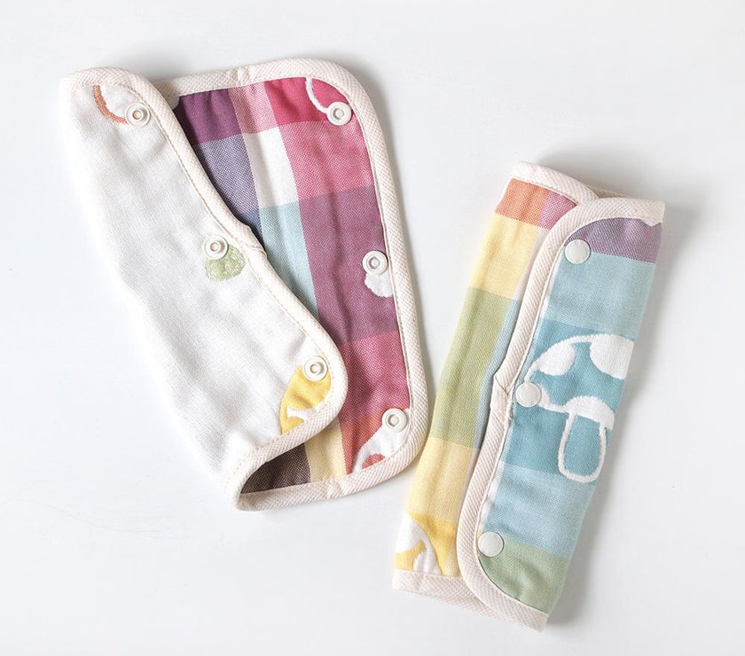 Hoppetta Champignon 6-fold Gauze Drool Pad Long | Little Baby.
