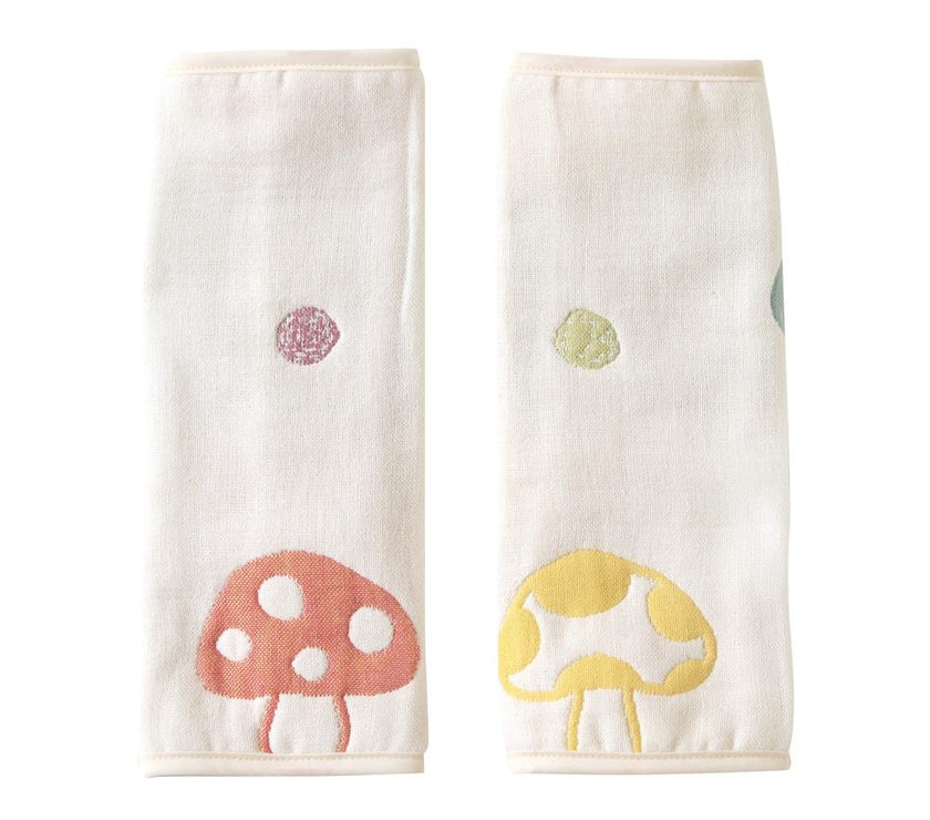 Hoppetta Champignon 6-fold Gauze Drool Pad Long | Little Baby.