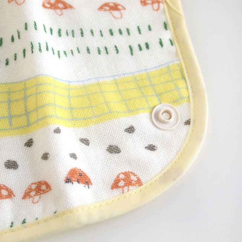 Hoppetta Tanta Fluffy Gauze Drool Pad - Ladybug | Little Baby.