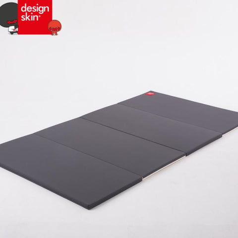 Designskin Dual Chic Candy Mat - Charcoal White | Little Baby.