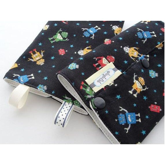 Jinglebib Drool Pad - Robot | Little Baby.