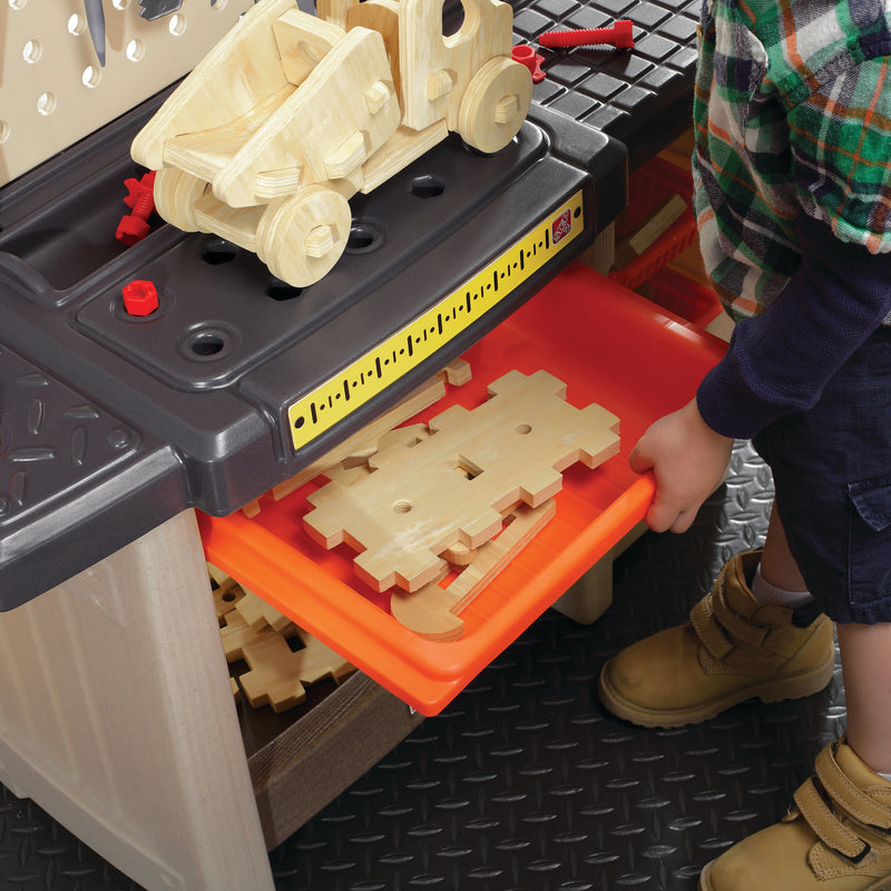 Step2 Handyman Workbench-3