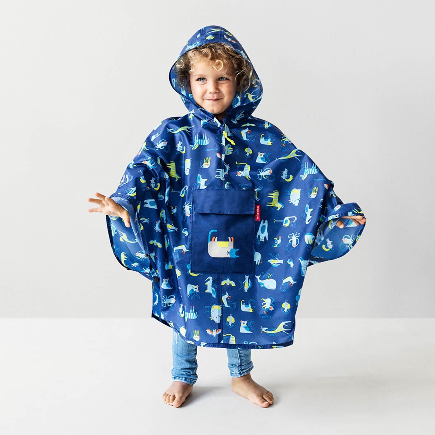 Reisenthel Mini Maxi Poncho M Kids ABC Friends Blue | Little Baby.