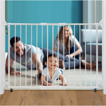 Lucky Baby Smart System™ Extendable Gate On Wheel