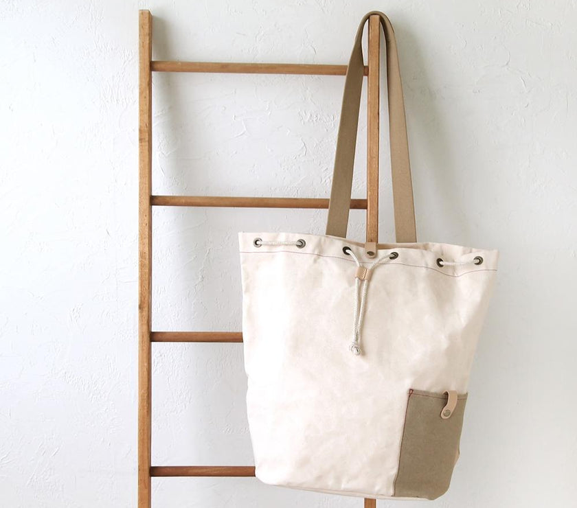 Hoppetta 2 Way Mummy Bag - Cream | Little Baby.