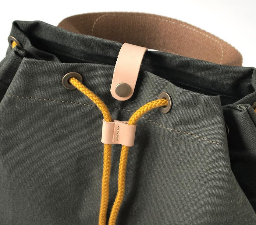 Hoppetta 2 Way Mummy Bag - Kahki | Little Baby.