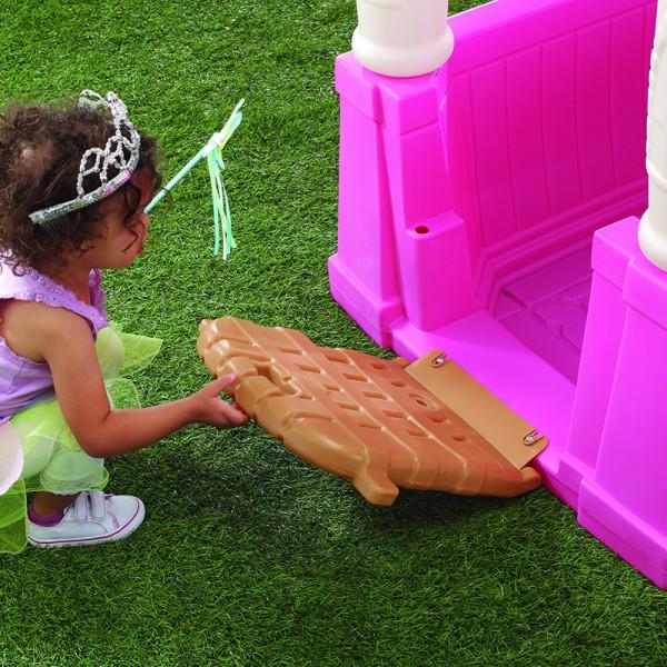 Step 2 Princess Castle Playhouse™ | Little Baby.